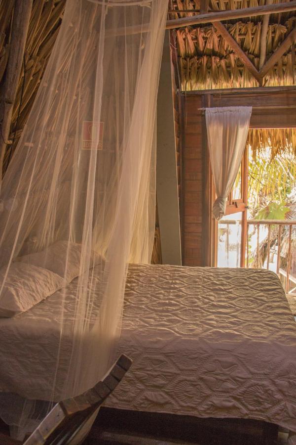 Chavez Eco Beach Camping And Cabanas トゥルム エクステリア 写真