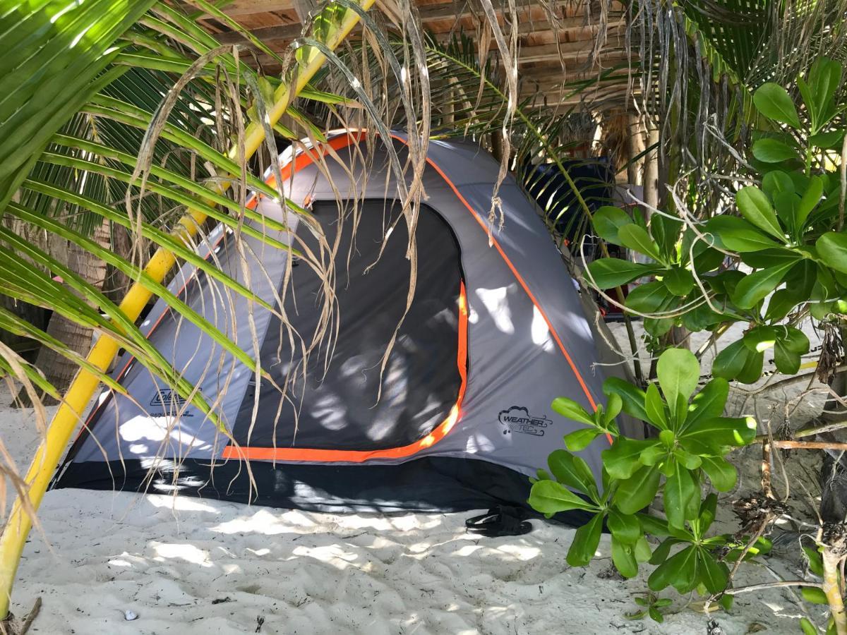 Chavez Eco Beach Camping And Cabanas トゥルム エクステリア 写真