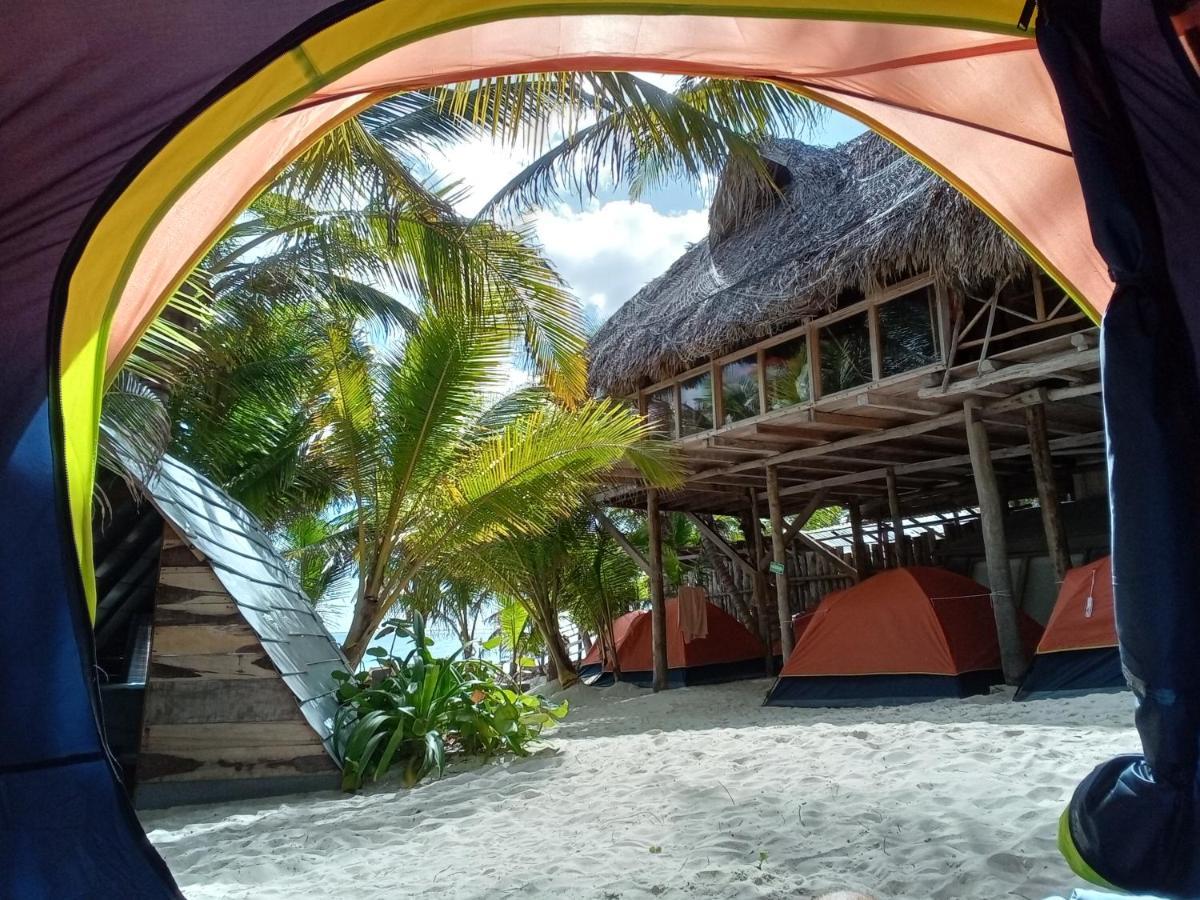 Chavez Eco Beach Camping And Cabanas トゥルム エクステリア 写真