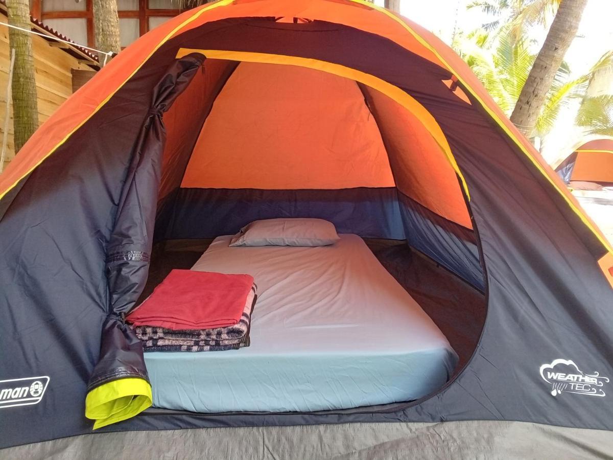 Chavez Eco Beach Camping And Cabanas トゥルム エクステリア 写真