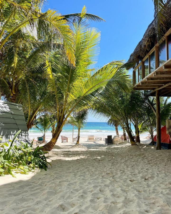 Chavez Eco Beach Camping And Cabanas トゥルム エクステリア 写真