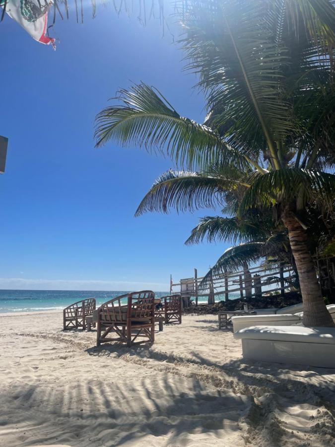 Chavez Eco Beach Camping And Cabanas トゥルム エクステリア 写真