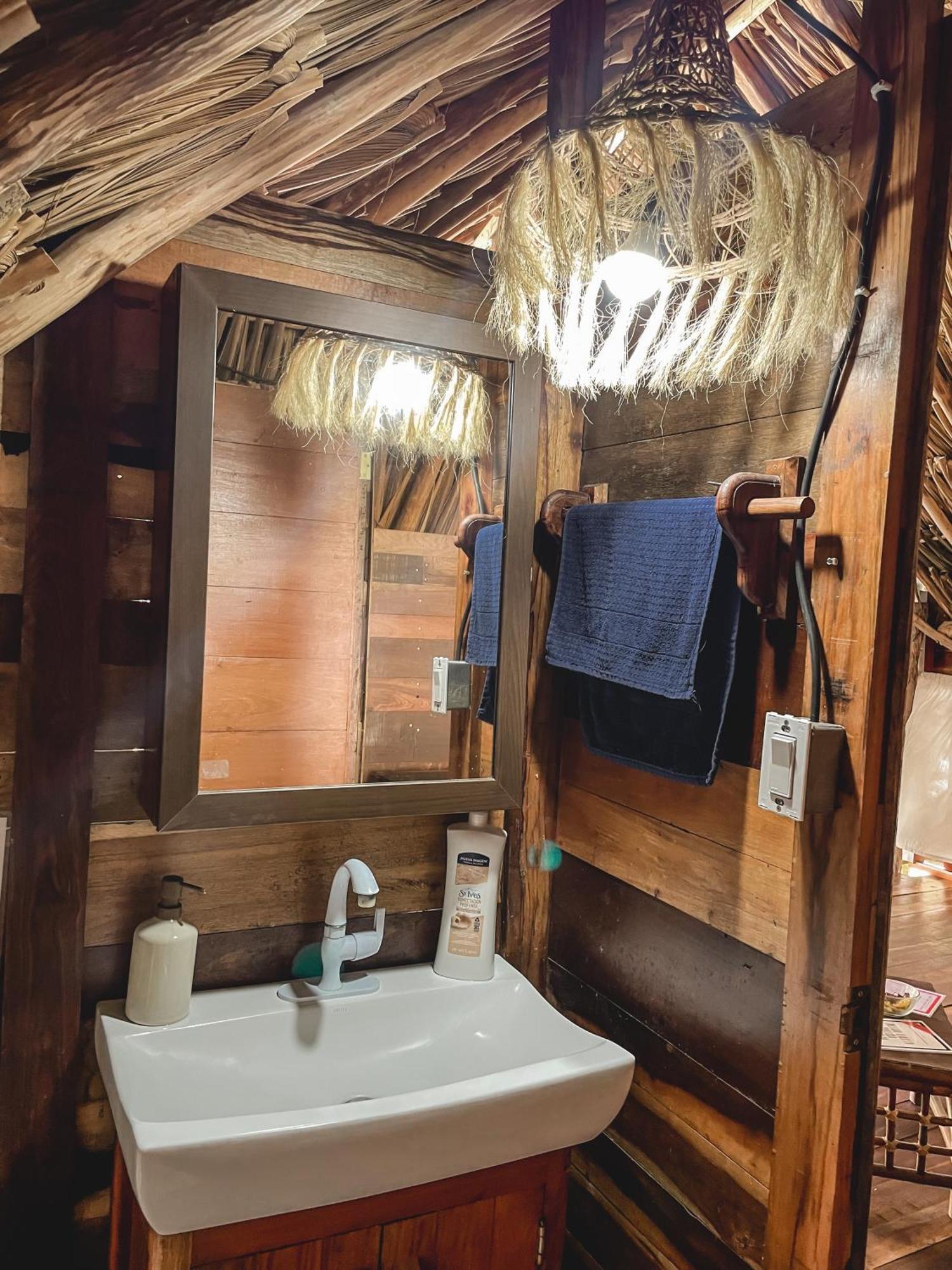 Chavez Eco Beach Camping And Cabanas トゥルム 部屋 写真